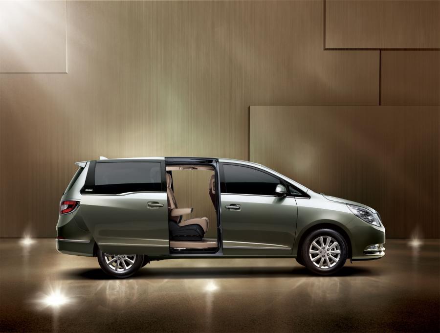  Buick GL8 2011 года  (фото 32 из 42)